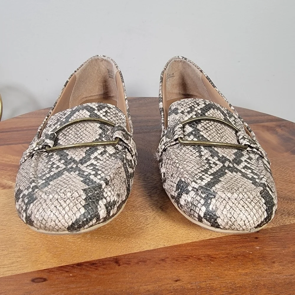 Baretraps Kellye Snakeskin Patterned Women's Loafers Size 8.5